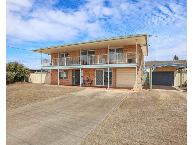 20 Avenell Street, Avenell Heights QLD 4670