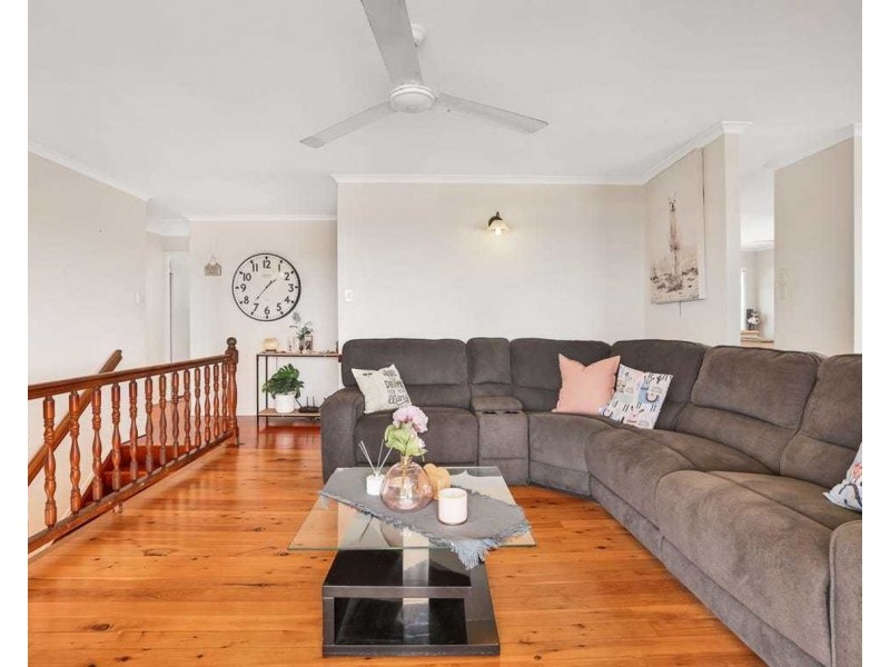 20 Avenell Street, Avenell Heights QLD 4670