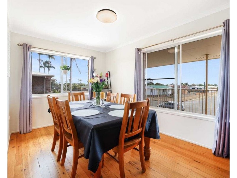 20 Avenell Street, Avenell Heights QLD 4670