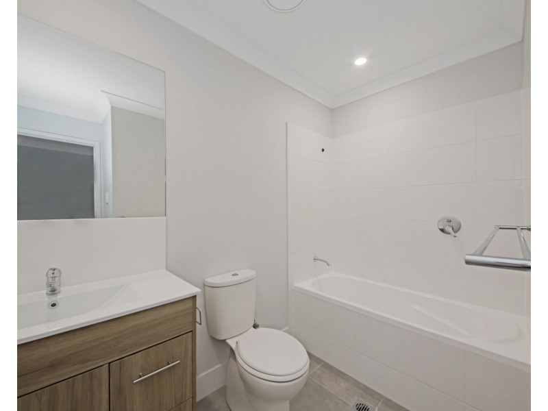 24/11-15 Joyce Street, Burpengary QLD 4505