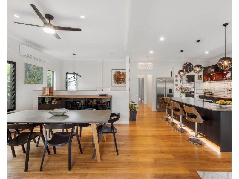 47 Seasome Avenue, Sandgate QLD 4017