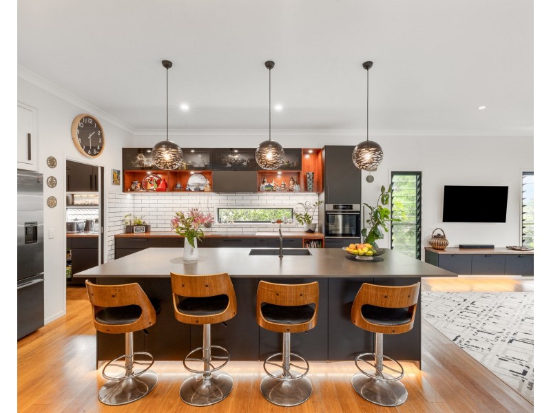 47 Seasome Avenue, Sandgate QLD 4017