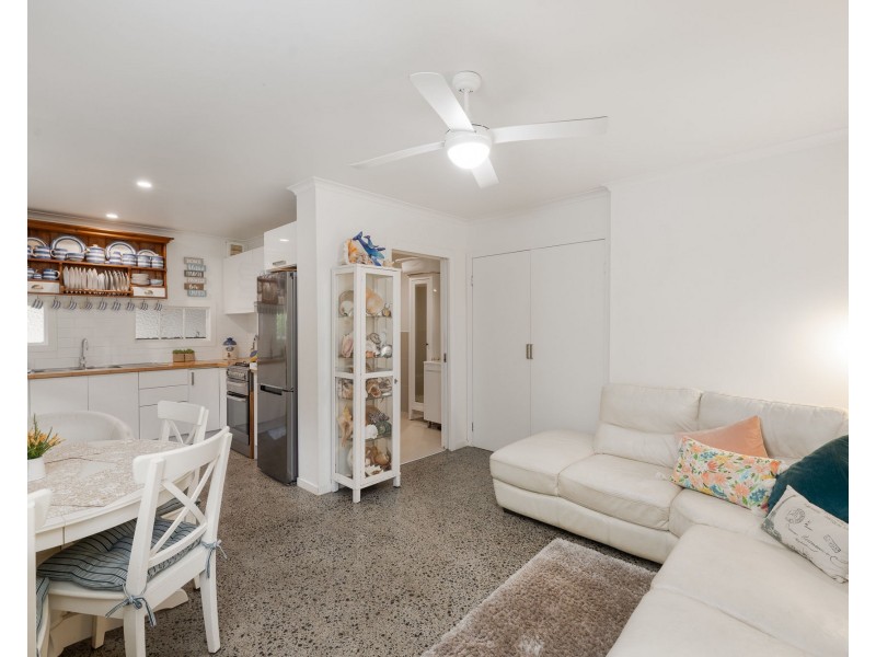 47 Seasome Avenue, Sandgate QLD 4017