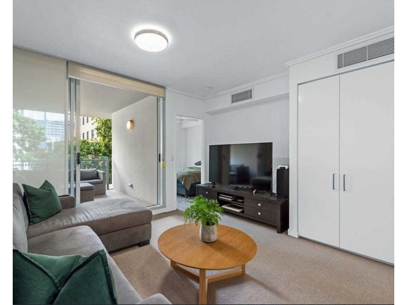 108/113 Commercial Road, Teneriffe QLD 4005