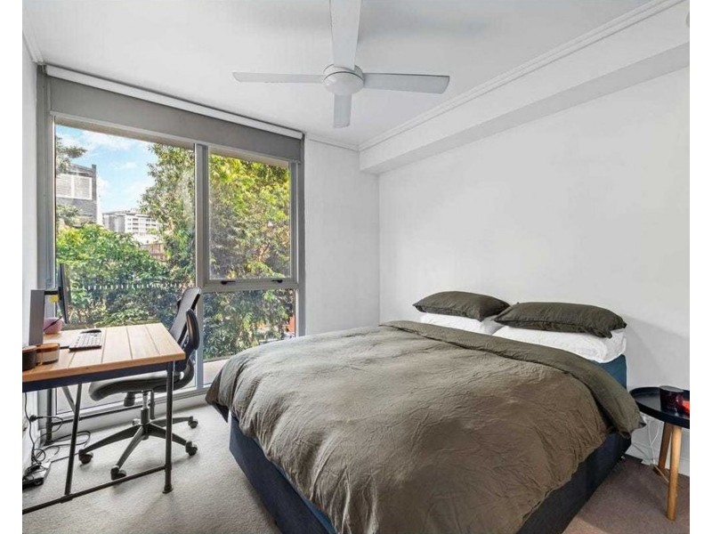 108/113 Commercial Road, Teneriffe QLD 4005