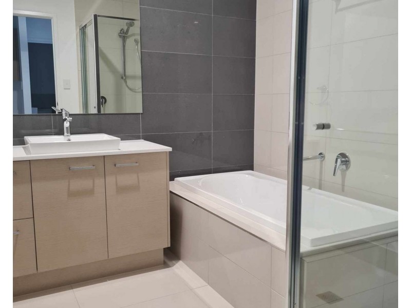 13/12 Luther James Close, Doolandella QLD 4077