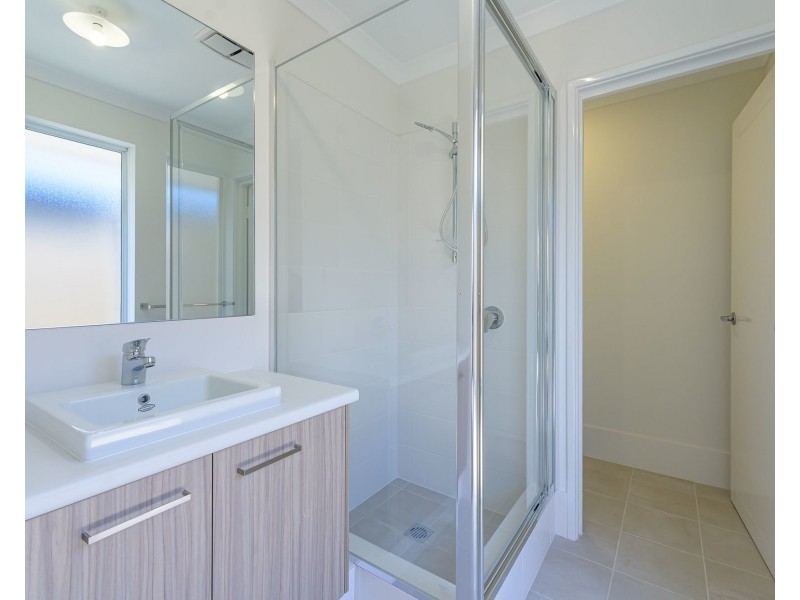 45 Crimson Boulevard, Forrestfield WA 6058