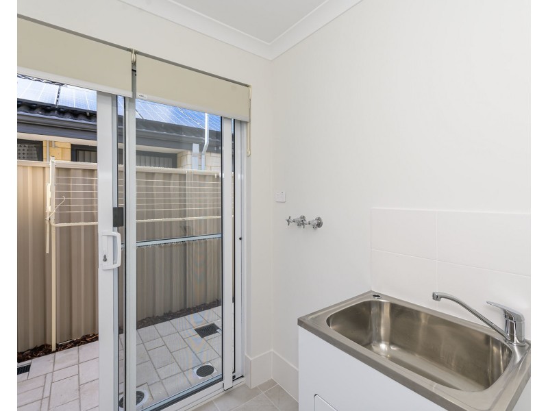 45 Crimson Boulevard, Forrestfield WA 6058