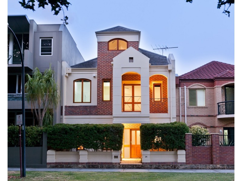 24 Broome Street, Highgate WA 6003