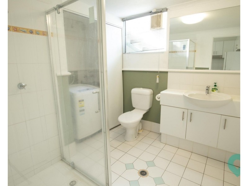 25/1-19 Poinciana Street, Holloways Beach QLD 4878