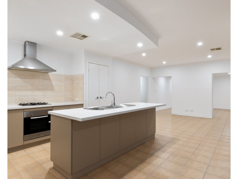 21 Colreavy Ramble, Baldivis WA 6171