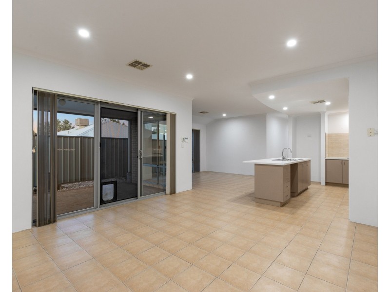 21 Colreavy Ramble, Baldivis WA 6171