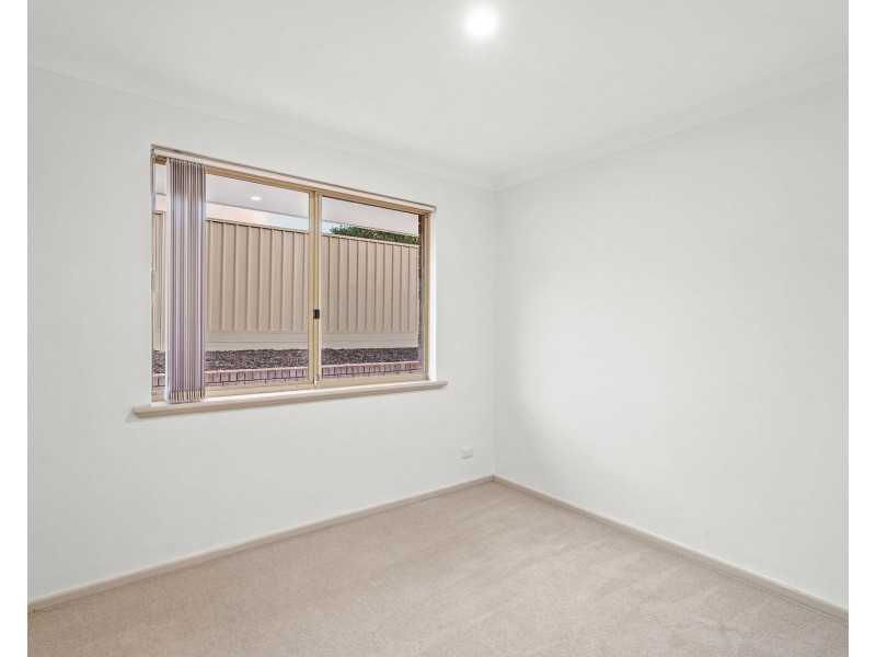 9 Gannet Rise, Halls Head WA 6210