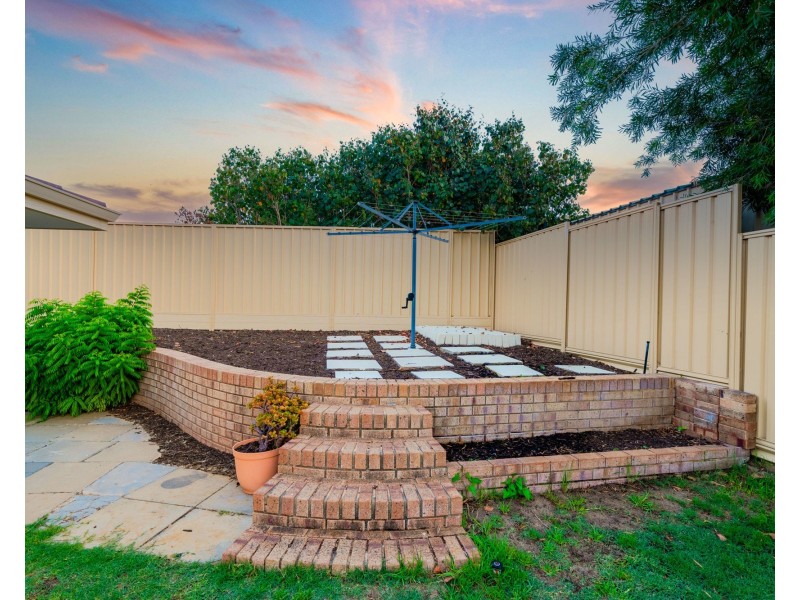 9 Gannet Rise, Halls Head WA 6210