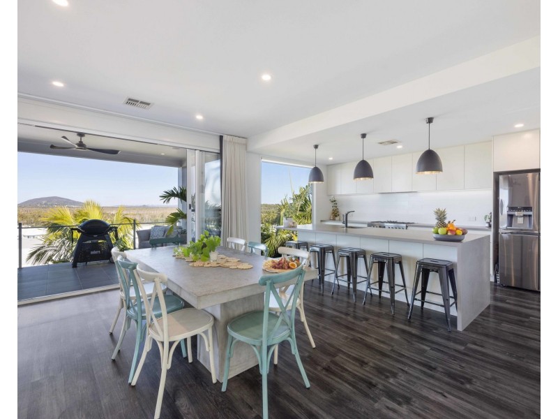 4 Zinnia Close, Peregian Springs QLD 4573