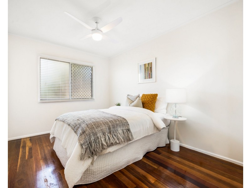 47 Griffith Street, Sandgate QLD 4017