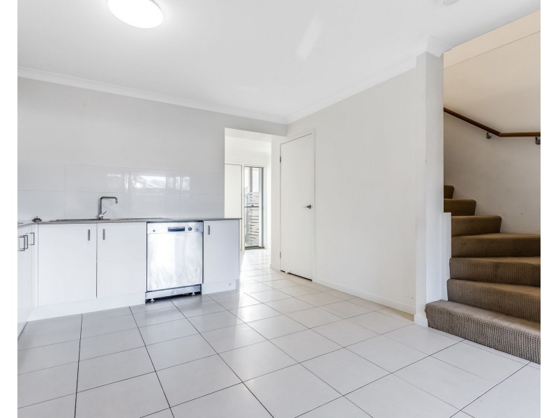 8/11 Thistledome Street, Morayfield QLD 4506