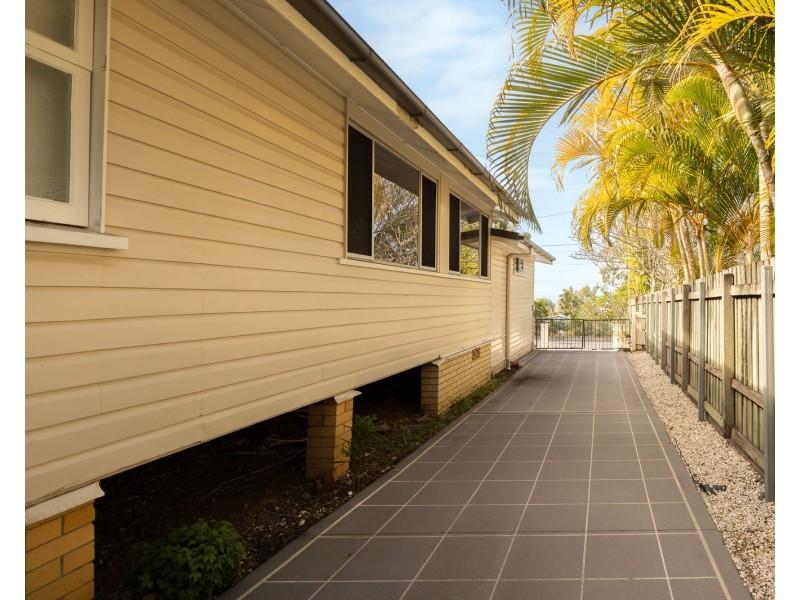 114 Brighton Terrace, Sandgate QLD 4017
