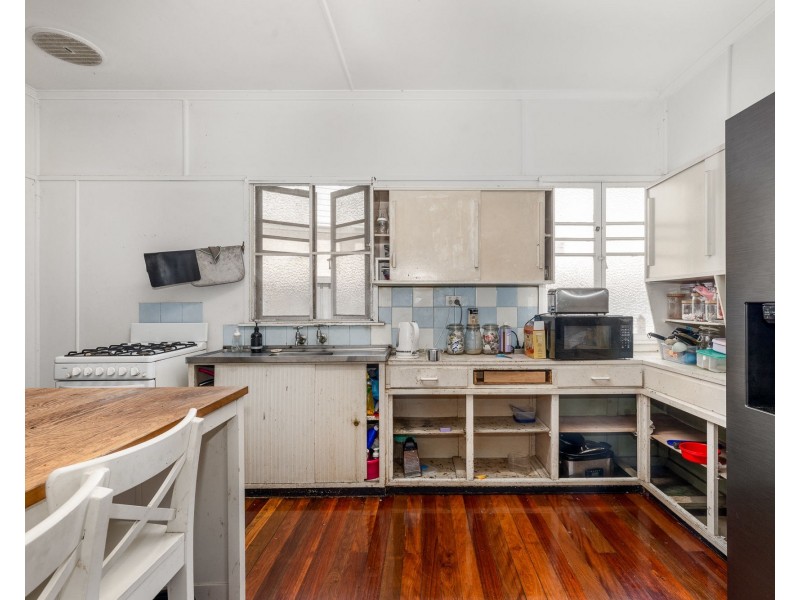 65 Holmes Street, Brighton QLD 4017