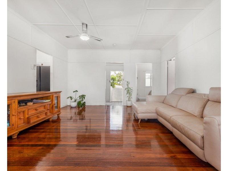 65 Holmes Street, Brighton QLD 4017