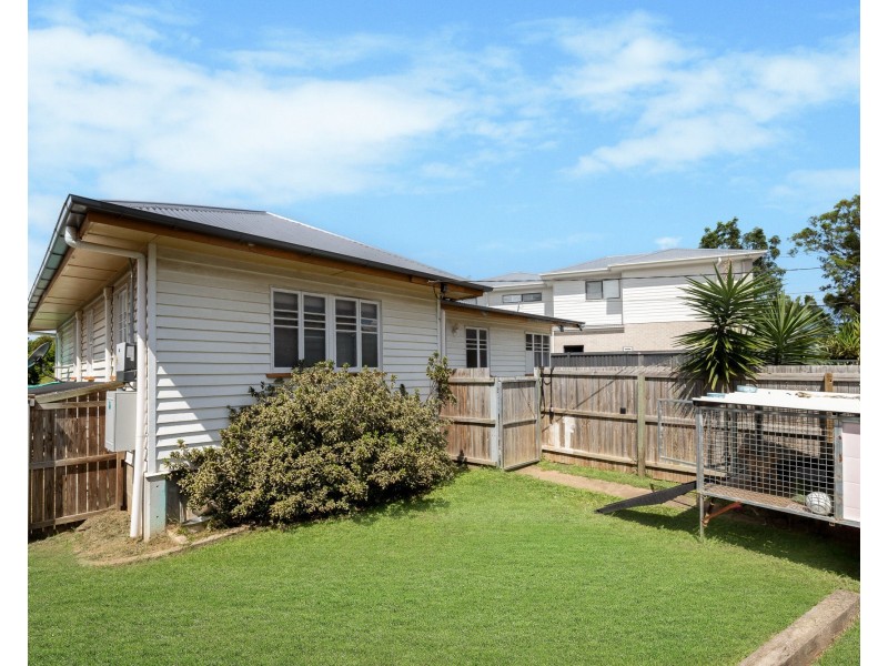 65 Holmes Street, Brighton QLD 4017