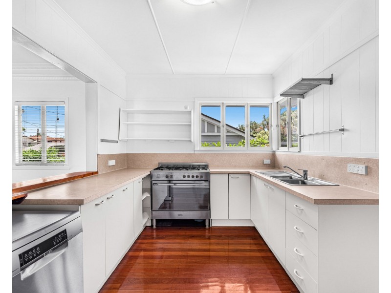 90 Preston Road, Manly West QLD 4179