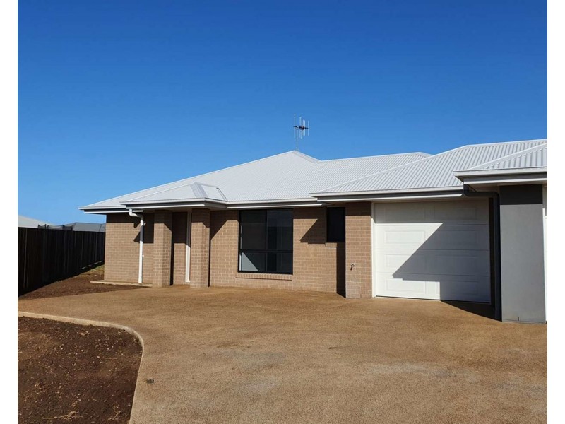 1/14 Lamond Place, Bargara QLD 4670