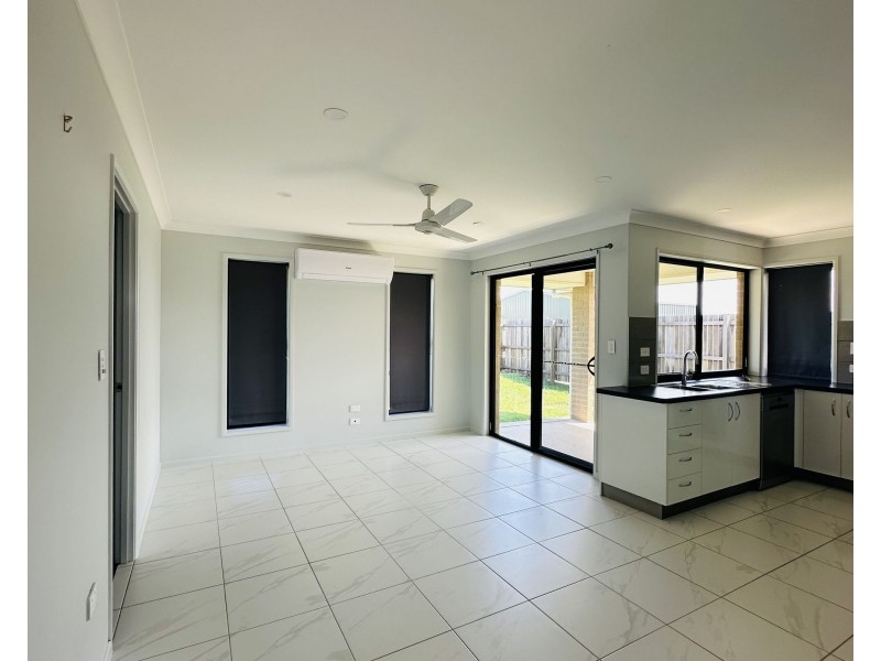 1/14 Lamond Place, Bargara QLD 4670