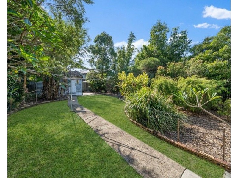 20 Arundal Street, Brighton QLD 4017