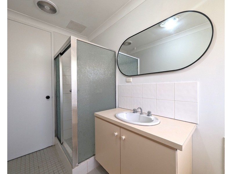 12 Newell Place, Cooloongup WA 6168