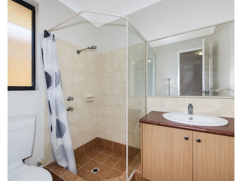 12 Leschenaultia Drive, Canning Vale WA 6155