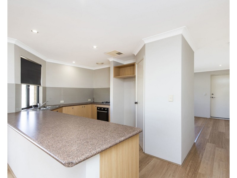 12 Leschenaultia Drive, Canning Vale WA 6155