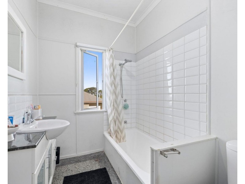 96 McFadden St, Wynnum QLD 4178