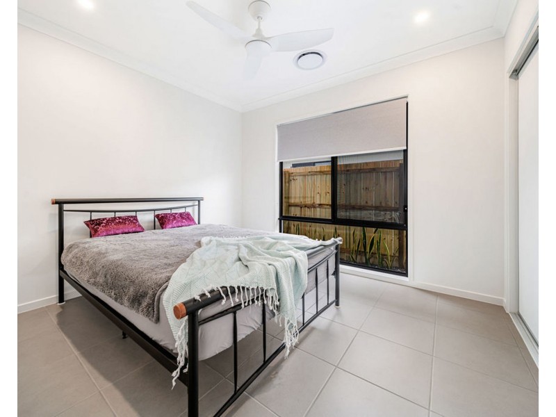 60 Valley Crescent, Palmview QLD 4553