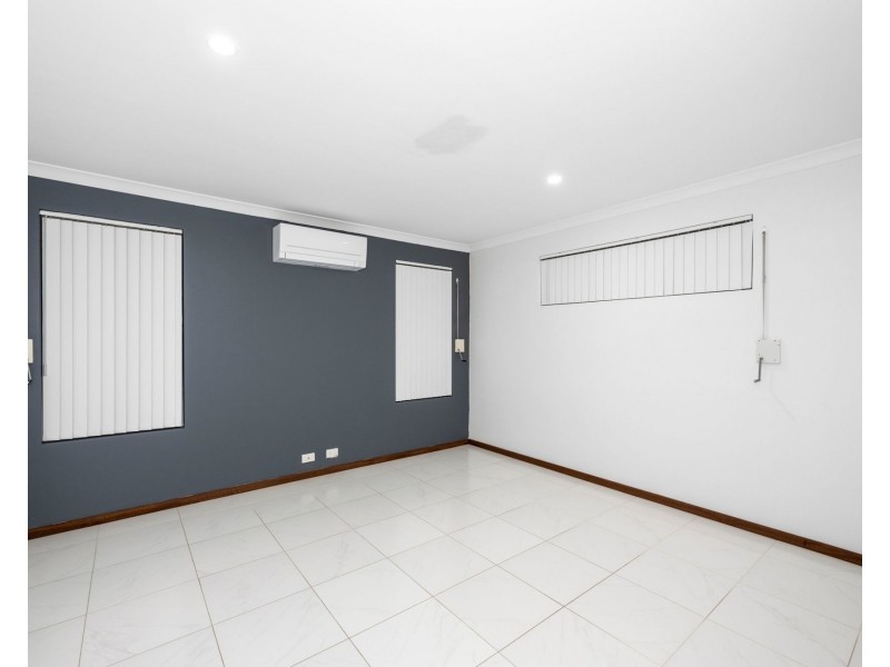 41 Chiltern Avenue, Brookdale WA 6112