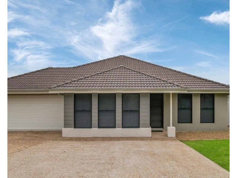 27 Bellinger Key, Pacific Pines QLD 4211