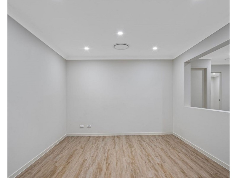 27 Bellinger Key, Pacific Pines QLD 4211