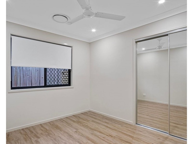 27 Bellinger Key, Pacific Pines QLD 4211