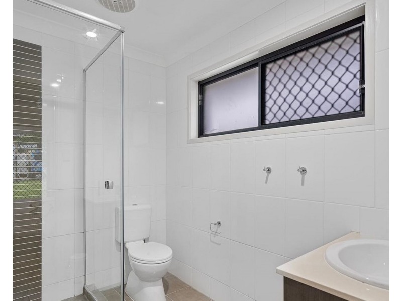 27 Bellinger Key, Pacific Pines QLD 4211