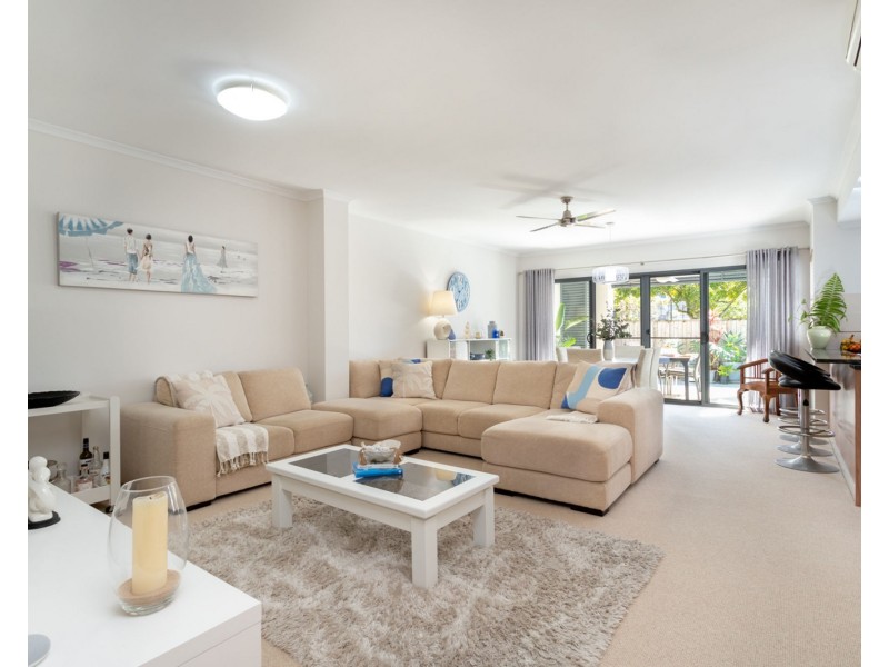 61/1 Millennium Circuit, Pelican Waters QLD 4551