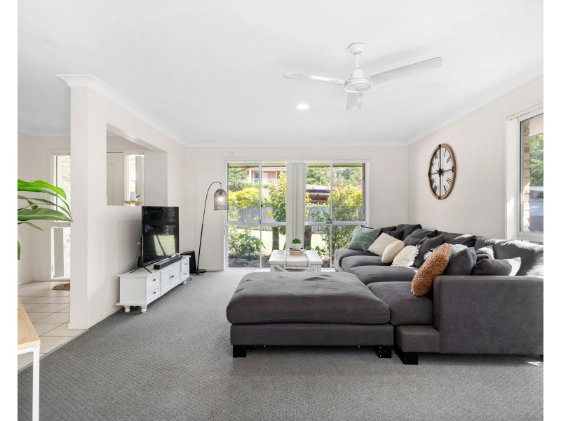 49 Strathmere Place, Upper Kedron QLD 4055