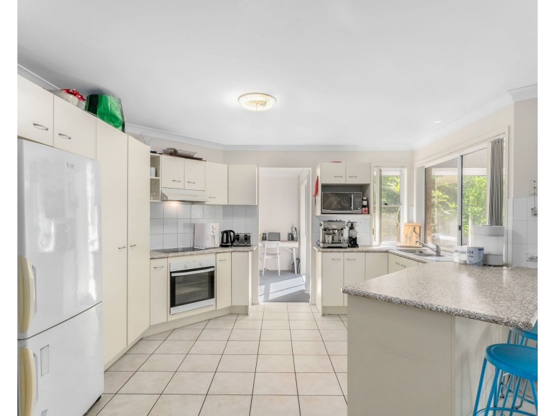 49 Strathmere Place, Upper Kedron QLD 4055