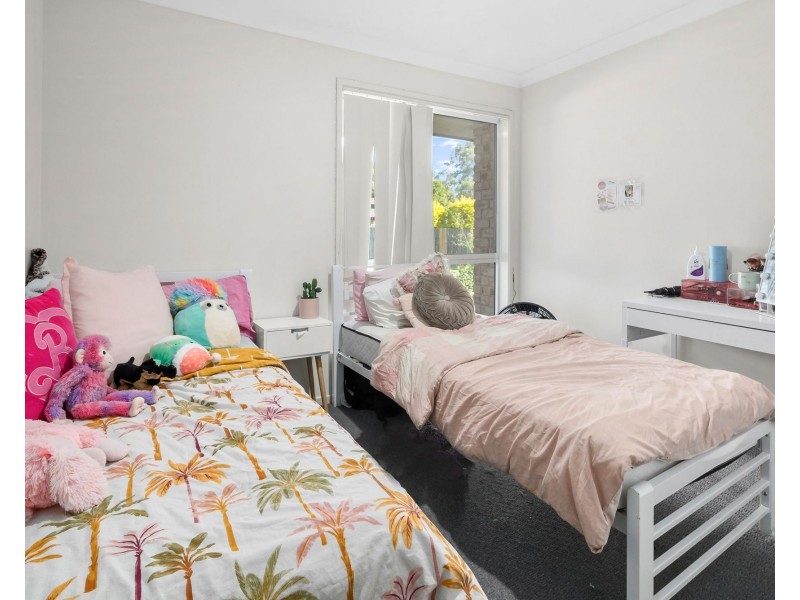 49 Strathmere Place, Upper Kedron QLD 4055