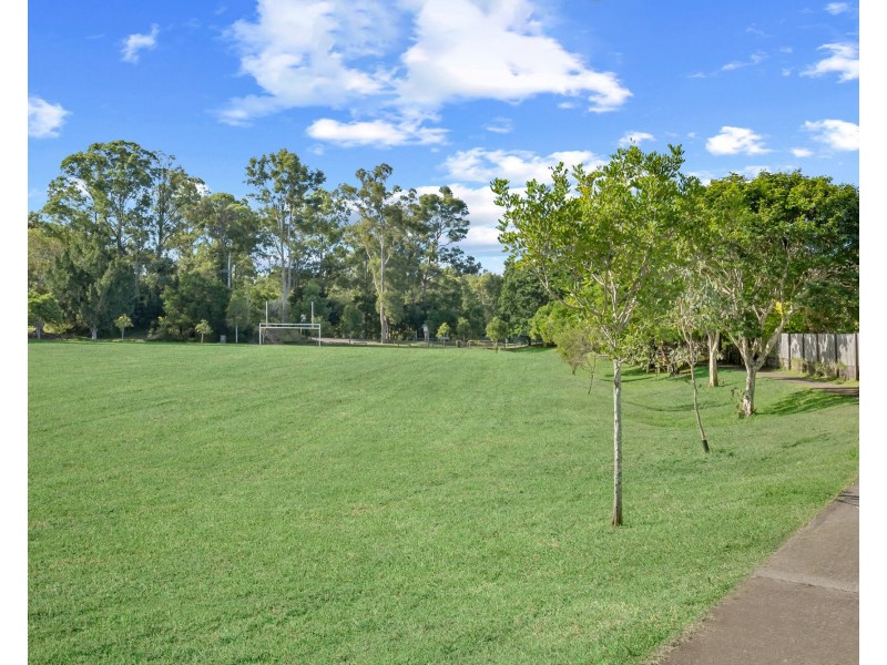 49 Strathmere Place, Upper Kedron QLD 4055