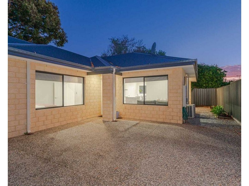 8A Kingston Street, Embleton WA 6062