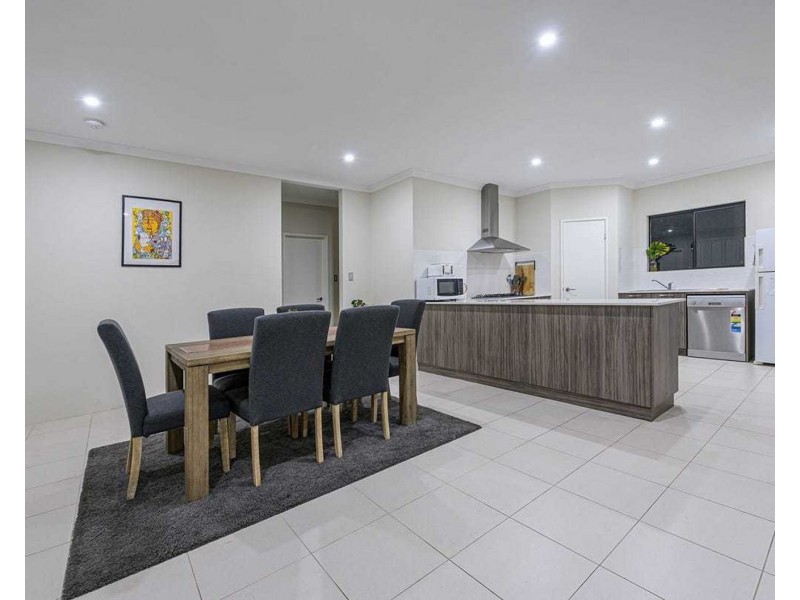 8A Kingston Street, Embleton WA 6062