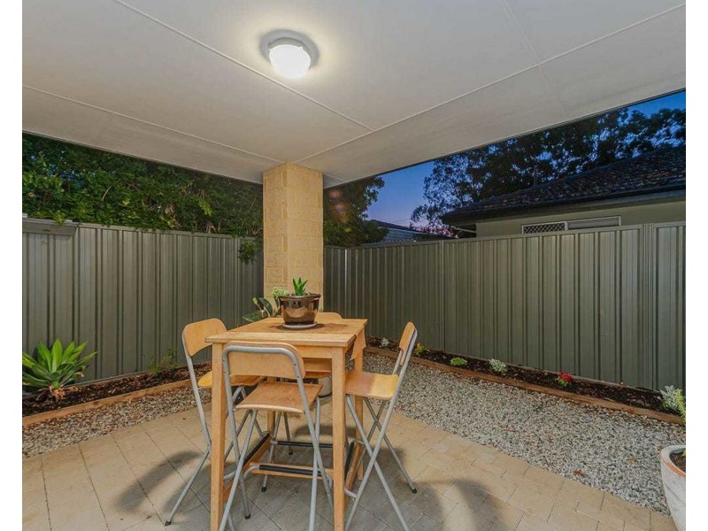 8A Kingston Street, Embleton WA 6062