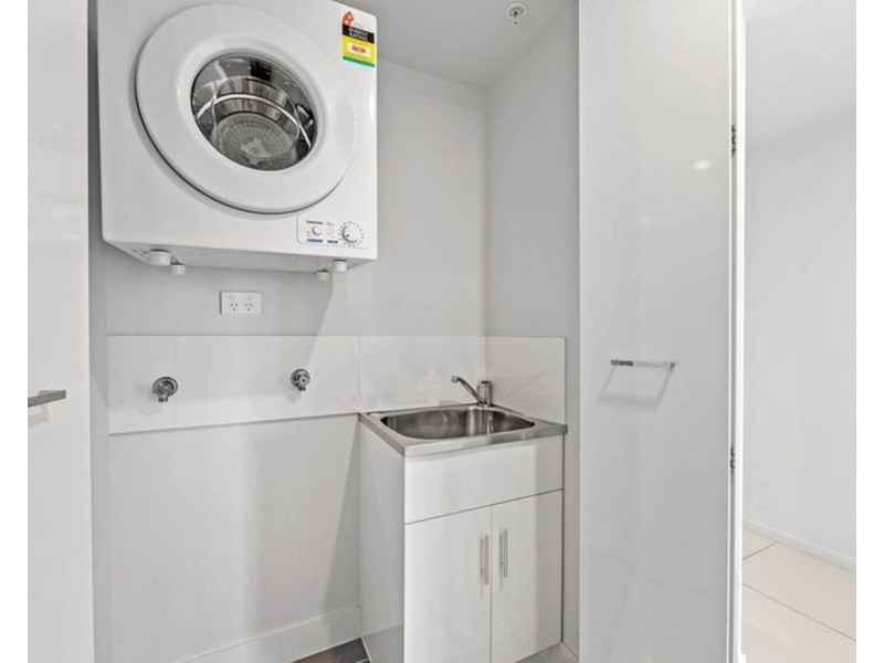 21006/5 Harbour Side Court, Biggera Waters QLD 4216