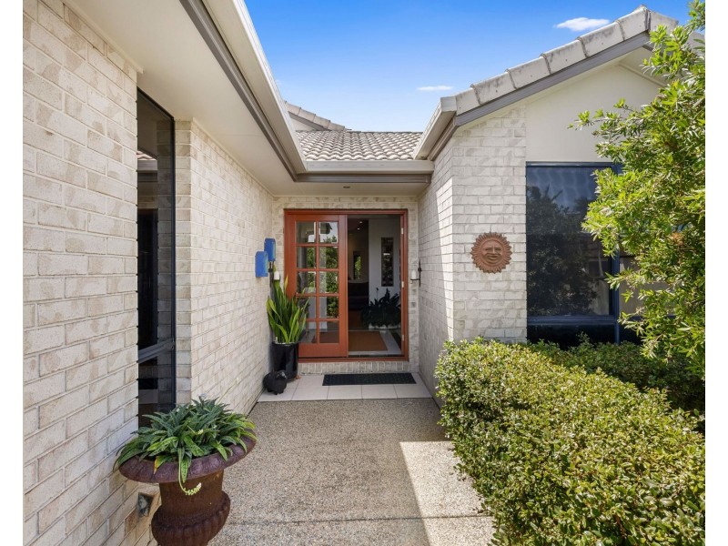 36 Apollo Crescent, Beachmere QLD 4510