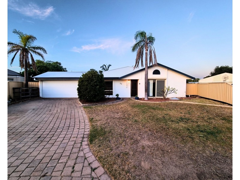 22 Karrawa Gardens, Port Kennedy WA 6172